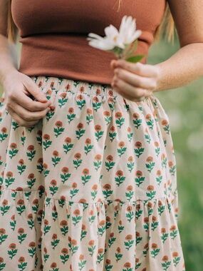ISO Shop Dahl Poppy Skirt S or M